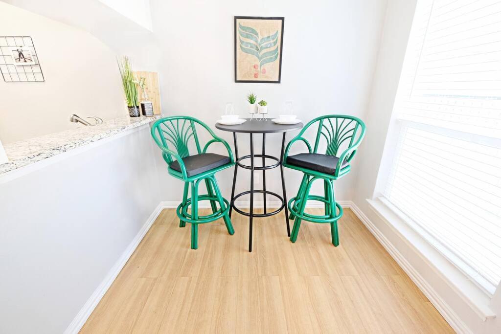 Dwell By Design & Arboretum Tickets Included Dallas Ngoại thất bức ảnh