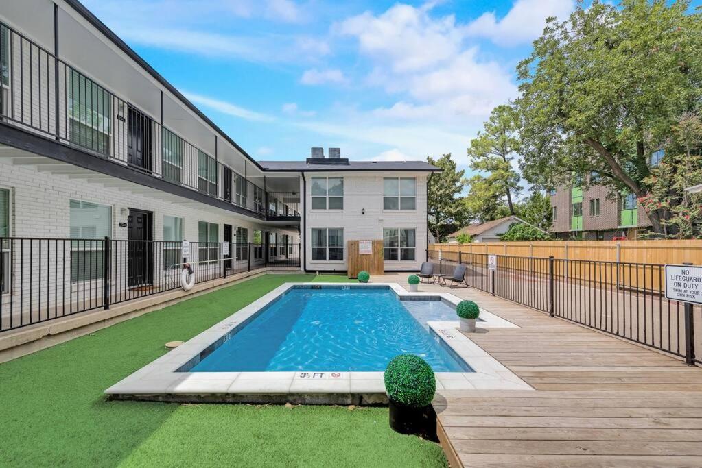 Dwell By Design & Arboretum Tickets Included Dallas Ngoại thất bức ảnh